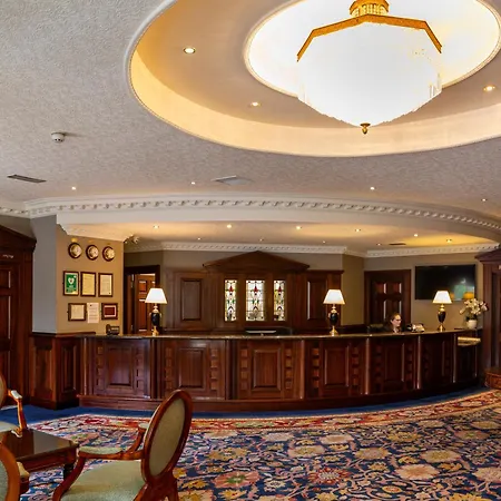 Seven Oaks Hotel-3